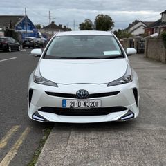 Toyota Prius Hybrid 2021 High Spec Automatic