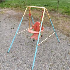 Toddlers swing