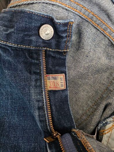Ralph Lauren 381 Slim Fit Straight Jeans W34