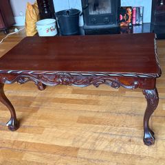 Queen Anne style coffee table