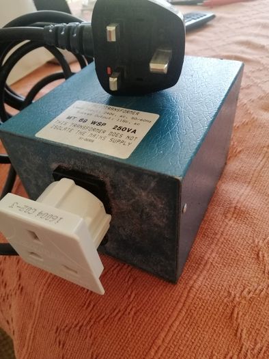 240 / 110 Volts Step Down Transformer