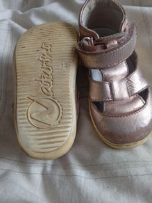 Girls shoes