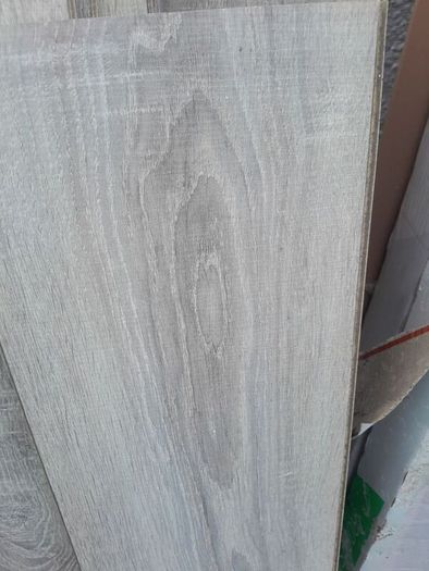 wooden floor