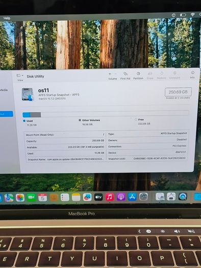 Touch Bar Apple MacBook Pro 13.3" i5 1.4Ghz 8GB RAM , 256GB SSD, A2159, 2019 Space Grey (Battery Cycle: 165)