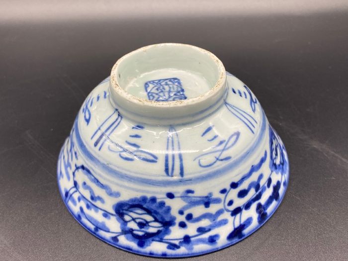 Chinese Qing Porcelain 3 Bowls 18th Century Blue / White