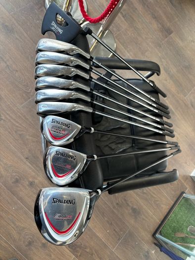 Spalding Golf Set Brand New