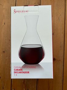 wine decanter (new)