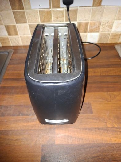 Cookworks XB8133 4 Slice Toaster with Defrost Function 1500W Stainless Steel