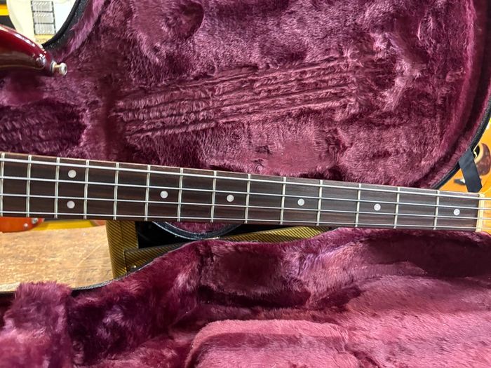 Yamaha BroadBass VI Sunburst 1981
