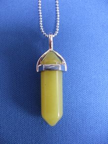 SALE!  Yellow-Green Short Pendant Necklace  - new