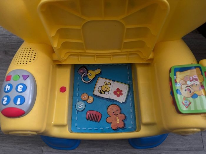 Fisher price laugh and learn smart stages chair