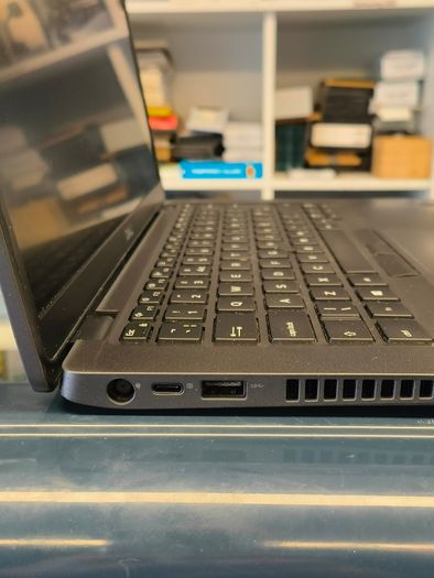 Dell Latitude 5400 14" Laptop, Intel Core i5-8265U 1.60 GHz, 16GB RAM, 256GB SSD, CAM, Bluetooth, windows 11 Pro