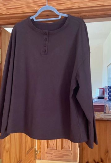 Missguided @ Shein Brown Oversized Long Sleeved  Sweatshirt Size Large UK 14