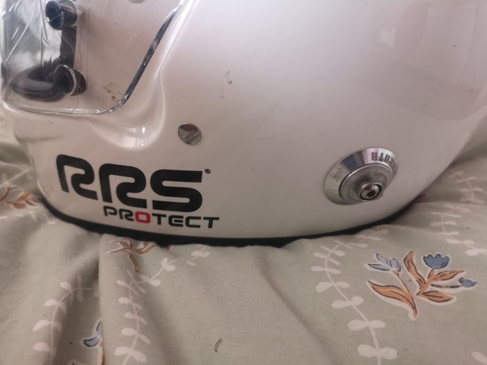 Race helmet for hans device size xl