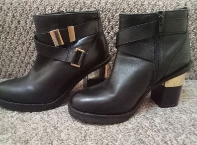 River Island black ladies boots, Size 4
