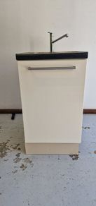 kitchen cabinet