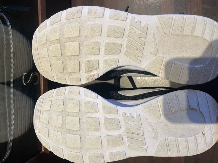 Nike Ladies Trainers