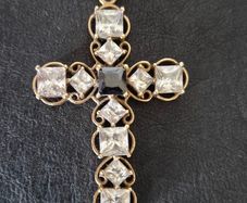 9k Gold big Cross 375