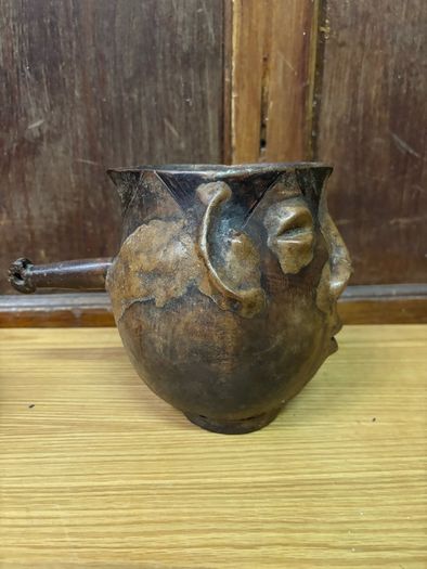 Shi Bashi Pitcher