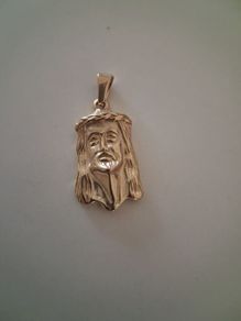 Jesus head gold pendant