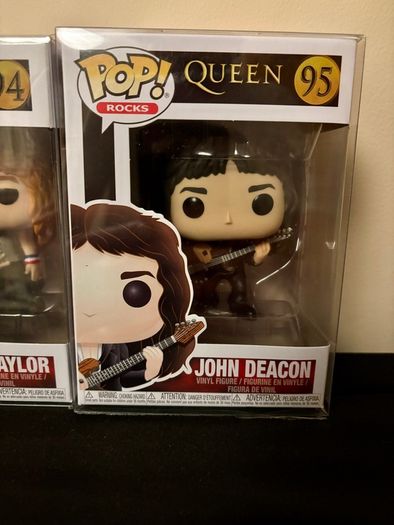 Funko Pop Queen set, MINT with Pop Protectors