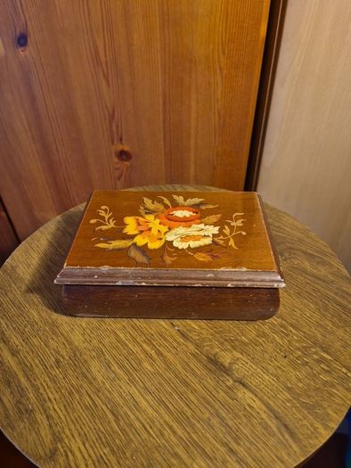 Vintage Wooden Jewellery Box with a Mirror