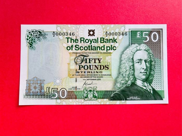 Scotland  50 Pounds   2005  PICK  367  LOW SERIAL NUMBER  ( Uncirculated )