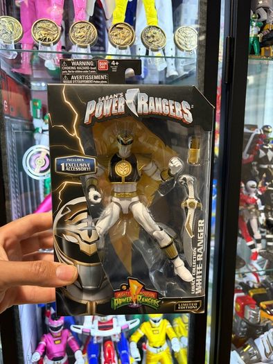 Mighty Morphin Power Rangers Limited Edition Legacy