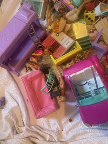 Barbie toys lot