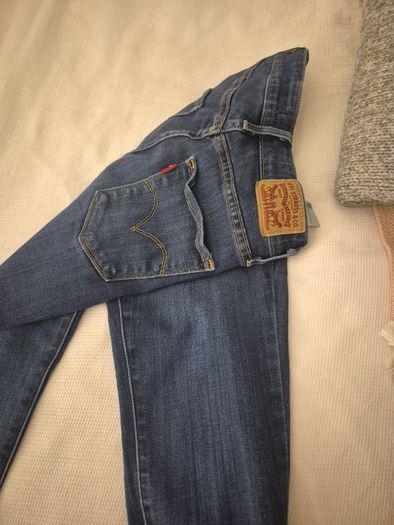 levi jeans