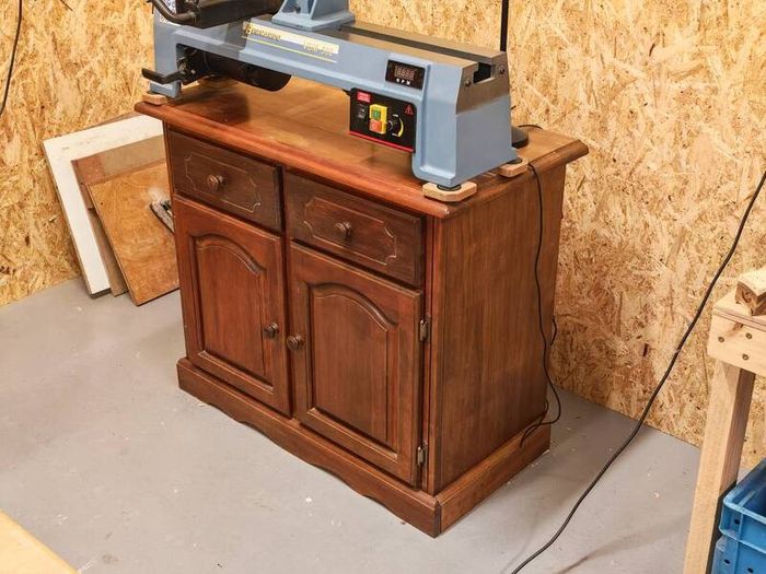 Full wood lathe complete set
