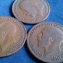 1920 George V Pennies. Image 4