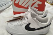 kids trainers