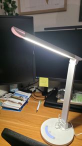 Desk light - adjustable brightness and colour