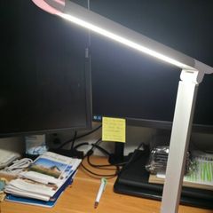Desk light - adjustable brightness and colour