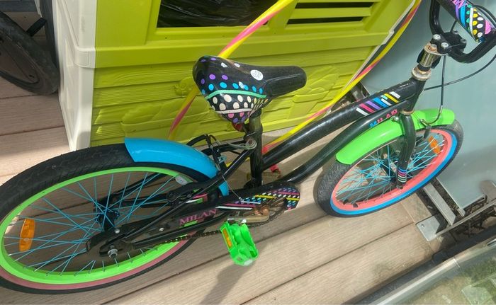 Girls bike
