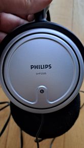 Philips SHP2500 headphones - used, good condition.