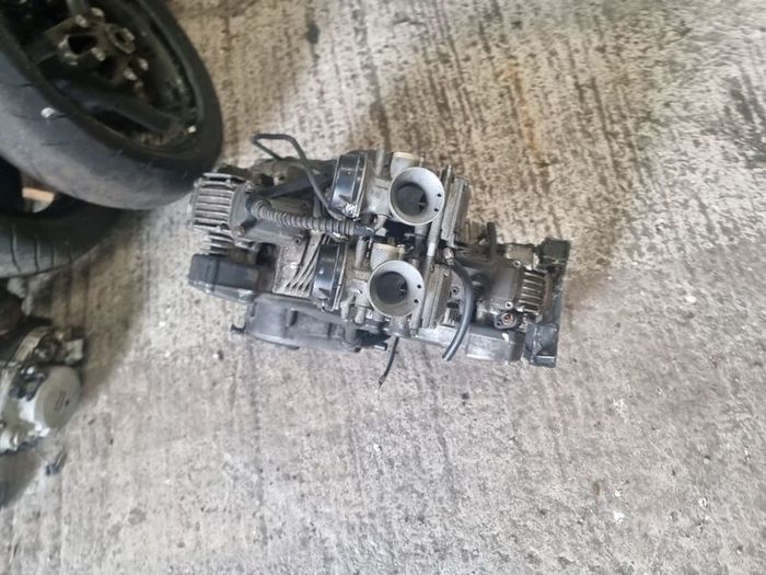 Ducati 750ss Engine