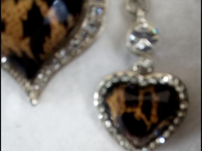 Incredible ABSOLUTE Irish Designed Rose Gold Plated with Crystal Surround Heart Shaped Black And Gold Flame Effect Necklace and Ear-rings Gift Set