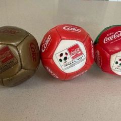 Coca Cola Italia 1990 small footballs new RARE