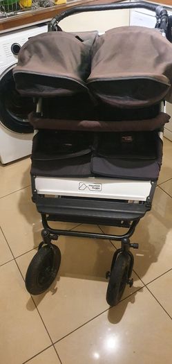 Mountain Buggy duet