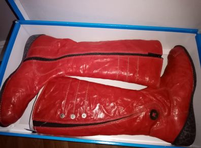 Softwaves Red Boots