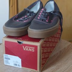 Vans Asphalt Gum UK 10.5