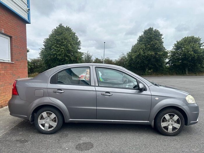 Chevrolet Aveo LS