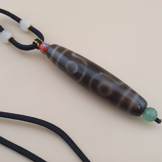 Vintage 7 Eyes Himalayan Tibetan Agate Dzi Bead Amulet