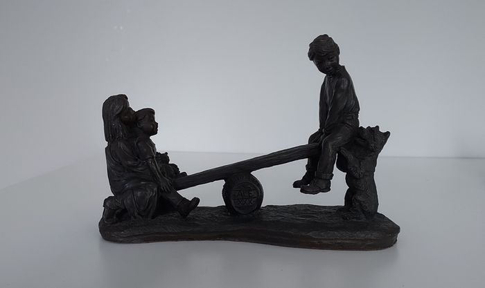 Genesis Bronze Figurines Children X 6