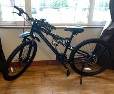 Apollo Mountain Bike 21-speed