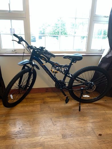 Apollo Mountain Bike 21-speed