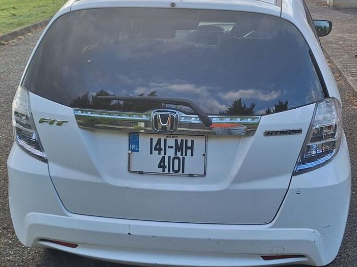 Honda Fit 2014, self-charging hybrid