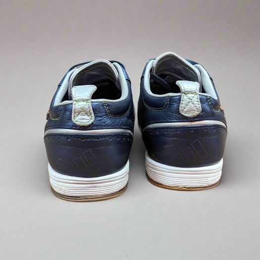FREE POST adidas adiPure Indoor adidas Football Football Boots 2008 (UK 8) [Good]